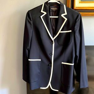 Like new brooks brothers, size 6 navy blazer